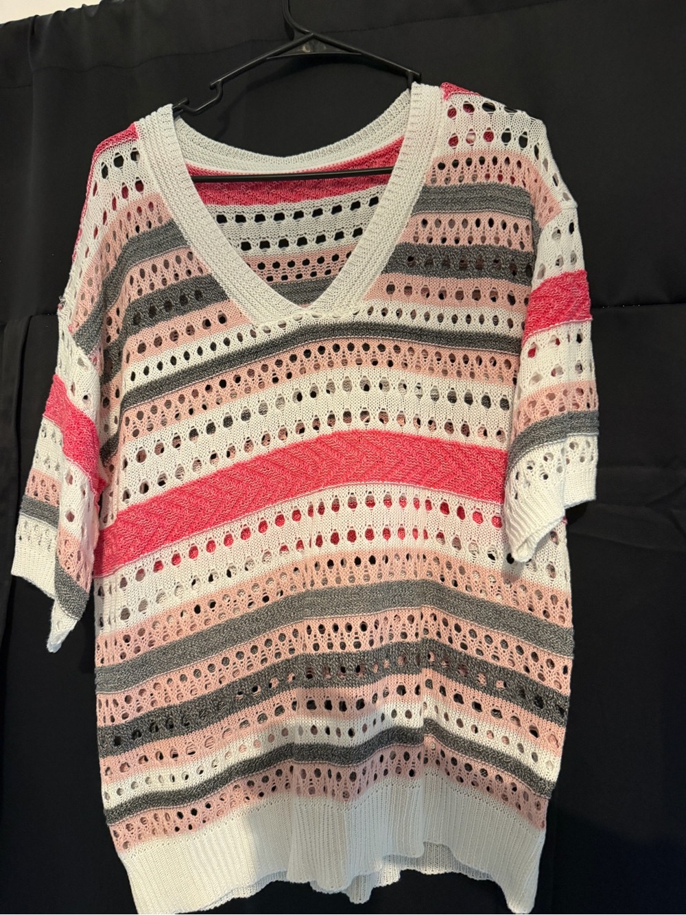 Open-Knit V-Neck Women’s Sweater in Pink, Gray & White